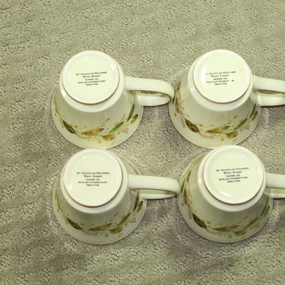 Set of 4 Vintage St. Nicholas Square Winter Bouquet Coffee Tea Cups - MINT - Picture 6 of 6